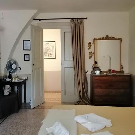 Bed And Breakfast Evelina Lucca Kültér fotó