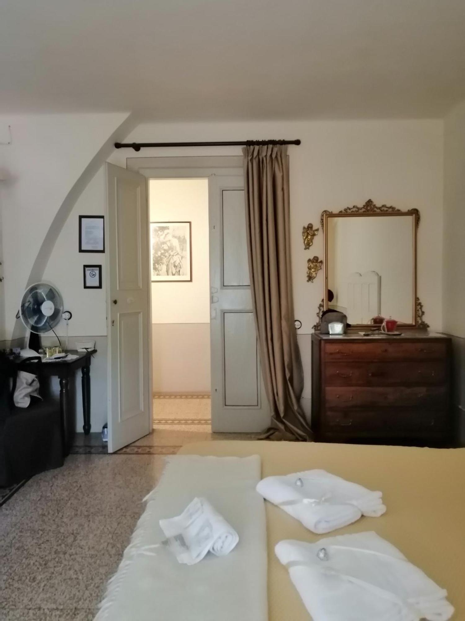 Bed And Breakfast Evelina Lucca Kültér fotó